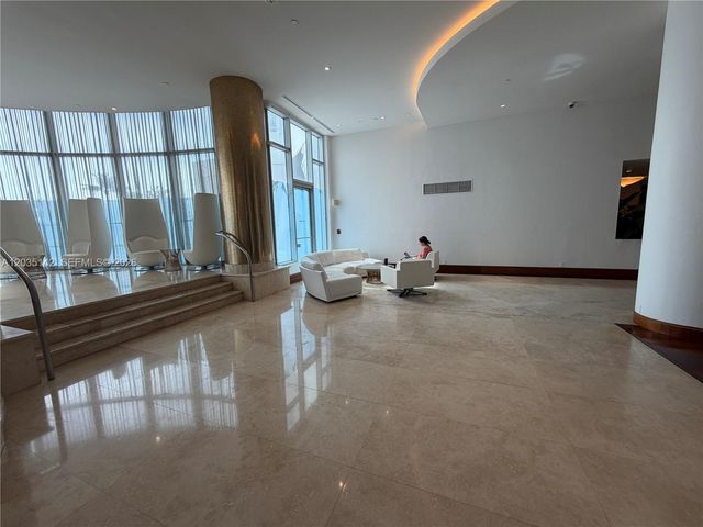 5161 Collins Ave 310, Miami Beach, FL 33140
