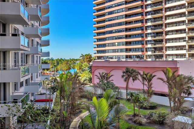 5161 Collins Ave 310, Miami Beach, FL 33140