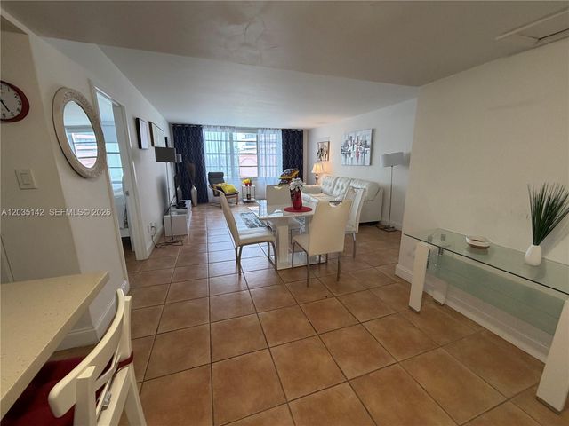 5161 Collins Ave 310, Miami Beach, FL 33140