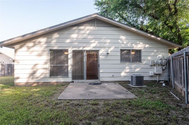 1407 Click CV B, Austin, TX 78758