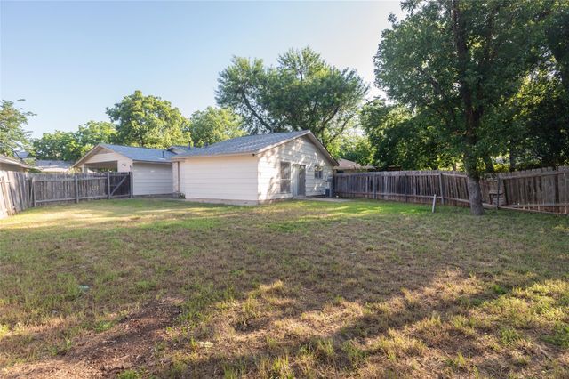 1407 Click CV B, Austin, TX 78758