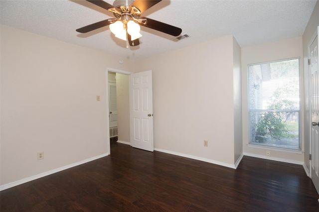 1407 Click CV B, Austin, TX 78758