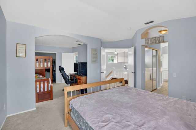 1177 Amberhill Ave, Galt, CA 95632