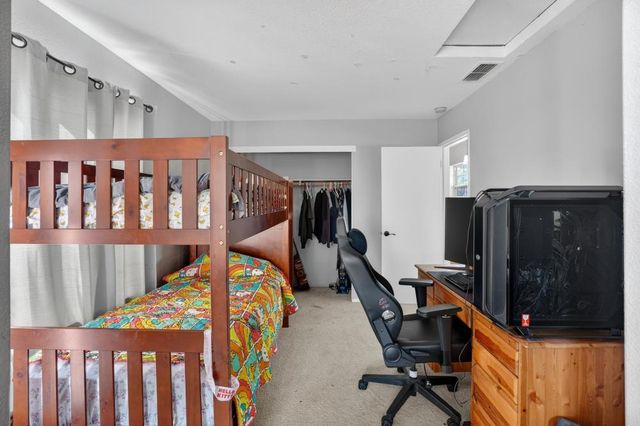 1177 Amberhill Ave, Galt, CA 95632