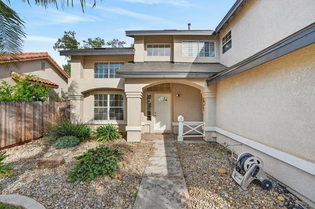 1177 Amberhill Ave, Galt, CA 95632