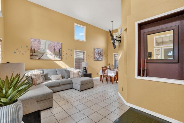 1177 Amberhill Ave, Galt, CA 95632