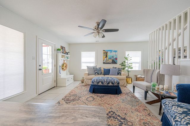 1400 Sam Houston St., Sweetwater, TX 79556