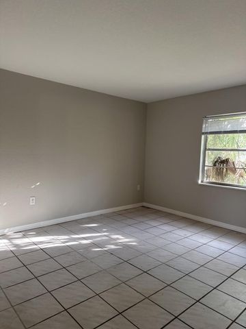 9027 WESTCHESTER CIRCLE A, Tampa, FL 33604