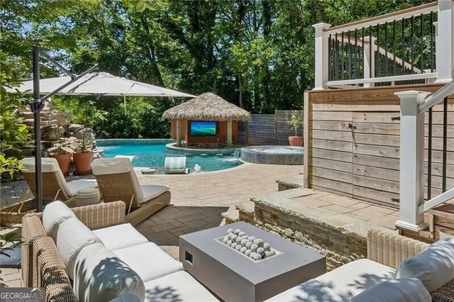 996 Rosedale Road NE, Atlanta, GA 30306