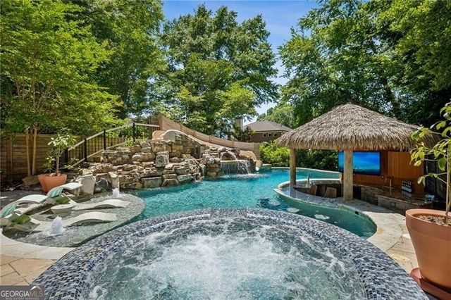 996 Rosedale Road NE, Atlanta, GA 30306