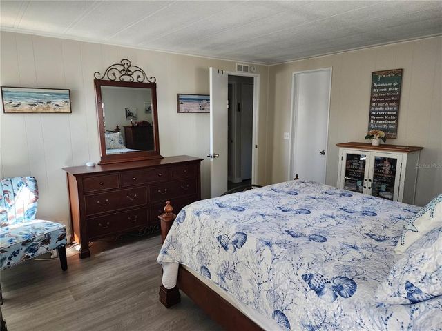 2030 WAX MYRTLE DRIVE, Zellwood, FL 32798