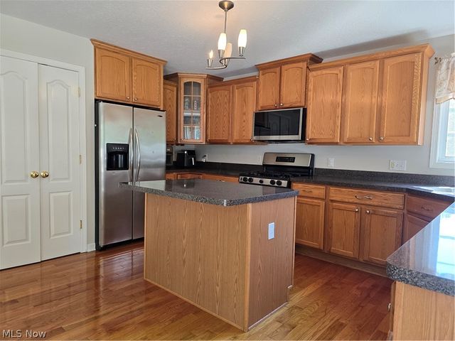7764 Oak Meadow Drive, Hudson, OH 44236