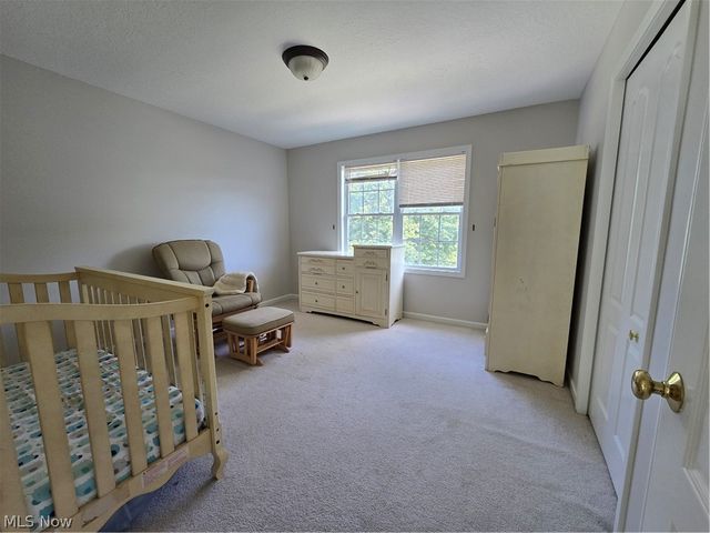 7764 Oak Meadow Drive, Hudson, OH 44236