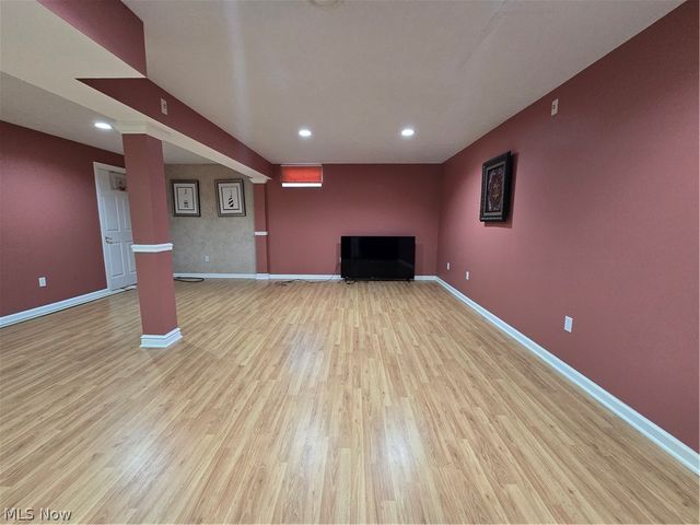 7764 Oak Meadow Drive, Hudson, OH 44236