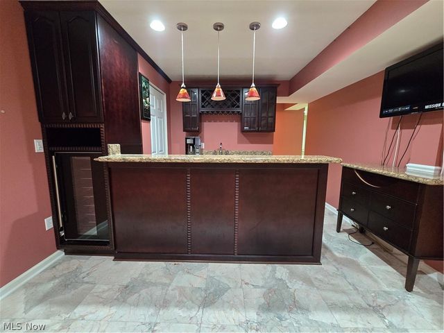 7764 Oak Meadow Drive, Hudson, OH 44236