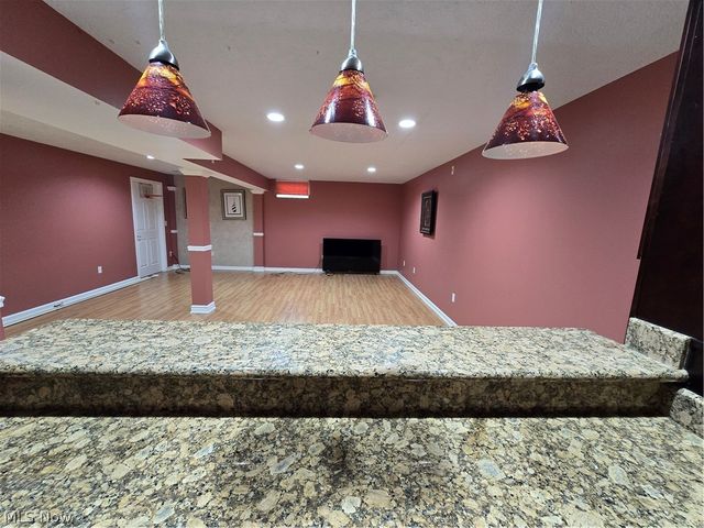 7764 Oak Meadow Drive, Hudson, OH 44236