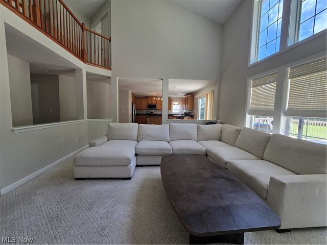7764 Oak Meadow Drive, Hudson, OH 44236