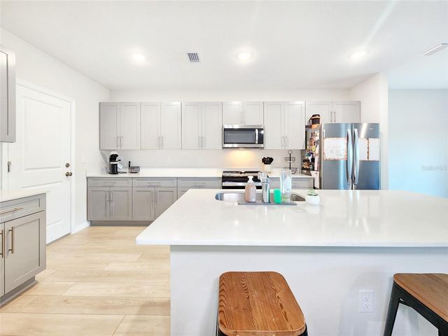 37114 SAGEMOOR DRIVE, Zephyrhills, FL 33541