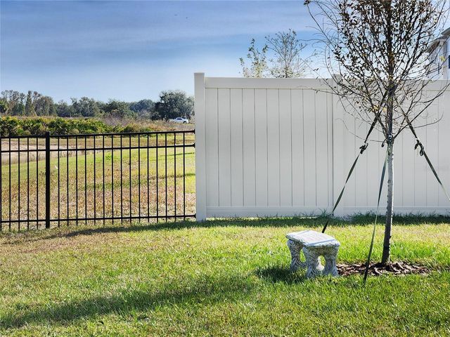 37114 SAGEMOOR DRIVE, Zephyrhills, FL 33541