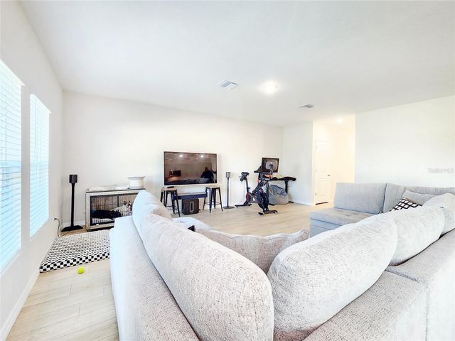 37114 SAGEMOOR DRIVE, Zephyrhills, FL 33541