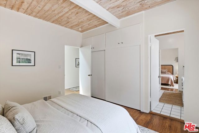 1308 N Beverly Glen Boulevard, Los Angeles, CA 90077
