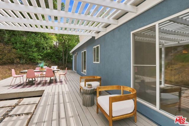 1308 N Beverly Glen Boulevard, Los Angeles, CA 90077