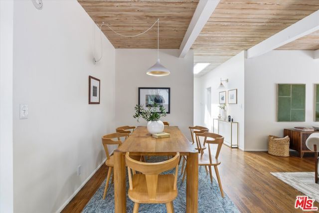 1308 N Beverly Glen Boulevard, Los Angeles, CA 90077