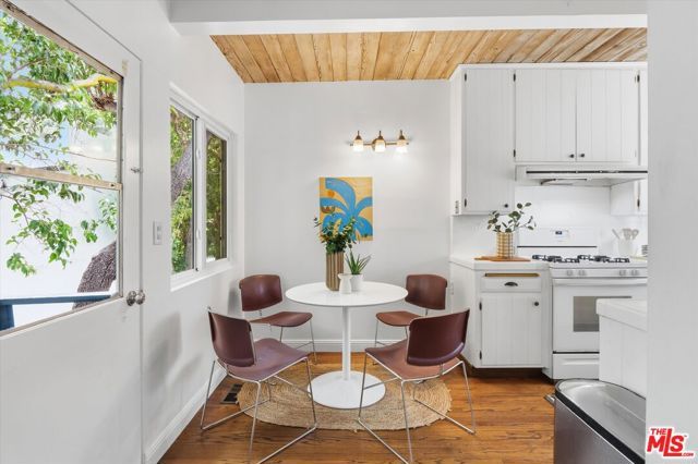 1308 N Beverly Glen Boulevard, Los Angeles, CA 90077