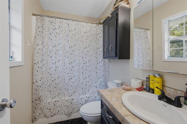 1470 Crawford Drive, Lake Charles, LA 70611