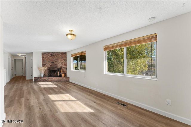 305 Steamboat Court, Reno, NV 89521