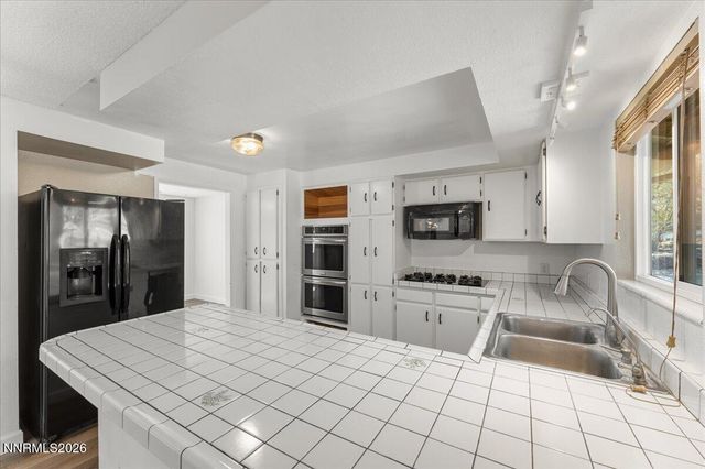305 Steamboat Court, Reno, NV 89521