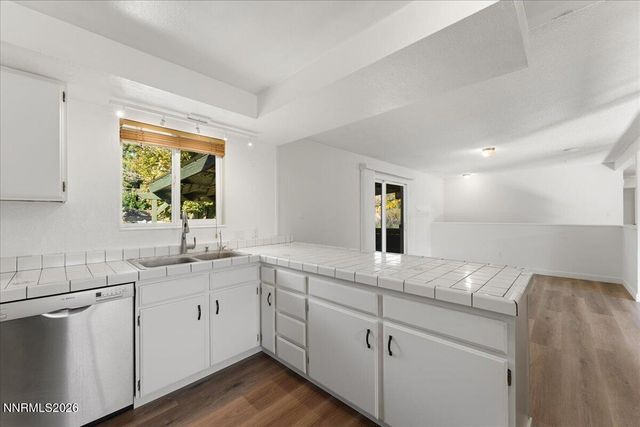305 Steamboat Court, Reno, NV 89521