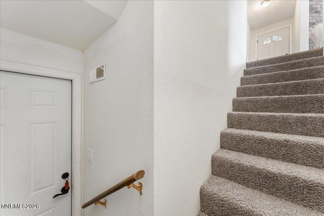 305 Steamboat Court, Reno, NV 89521