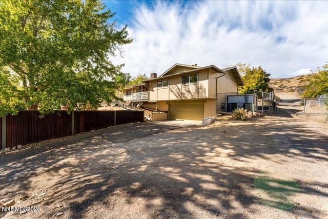 305 Steamboat Court, Reno, NV 89521