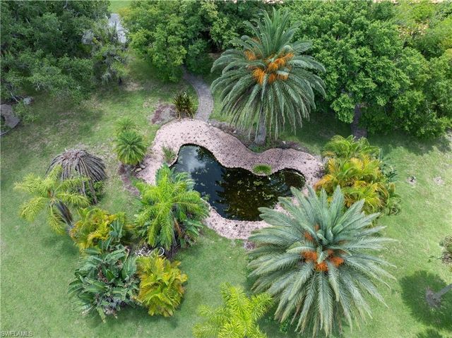 5254 River Blossom LN, Fort Denaud, FL 33935