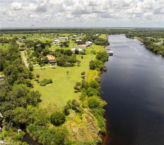 5254 River Blossom LN, Fort Denaud, FL 33935