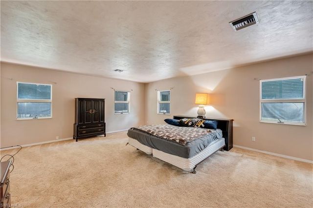 5254 River Blossom LN, Fort Denaud, FL 33935