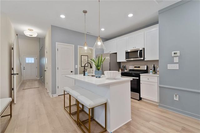 259 Abbotts Crossing Circle, Conyers, GA 30094