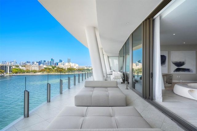 5 Grove Isle Drive PHS01, Coconut Grove, FL 33131