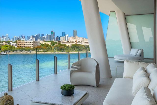 5 Grove Isle Drive PHS01, Coconut Grove, FL 33131