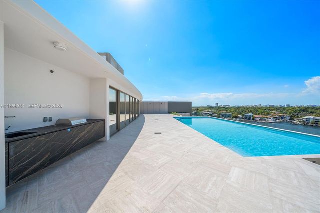 5 Grove Isle Drive PHS01, Coconut Grove, FL 33131