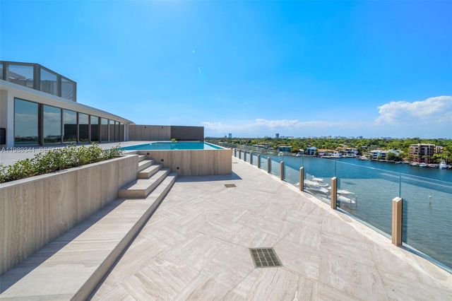 5 Grove Isle Drive PHS01, Coconut Grove, FL 33131