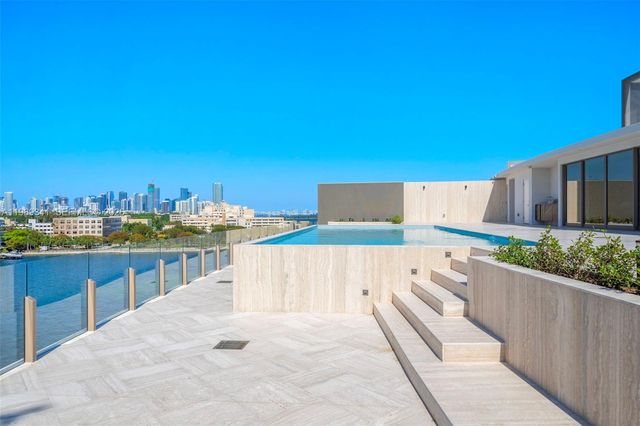 5 Grove Isle Drive PHS01, Coconut Grove, FL 33131