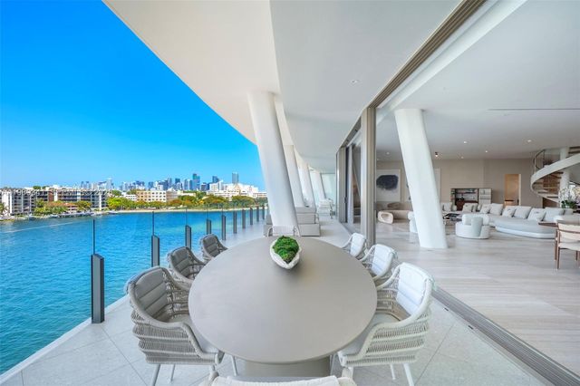 5 Grove Isle Drive PHS01, Coconut Grove, FL 33131