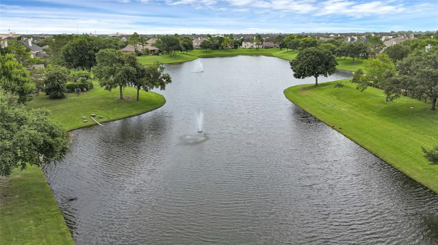 11411 Gladewater Drive, Pearland, TX 77584