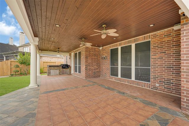 11411 Gladewater Drive, Pearland, TX 77584