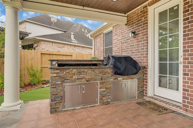 11411 Gladewater Drive, Pearland, TX 77584