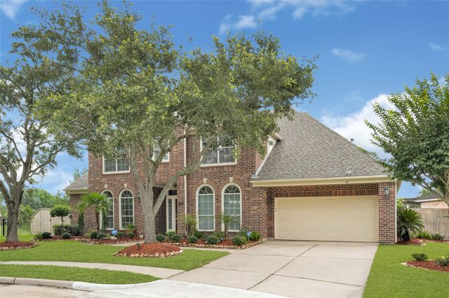 11411 Gladewater Drive, Pearland, TX 77584