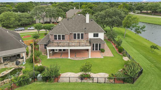 11411 Gladewater Drive, Pearland, TX 77584