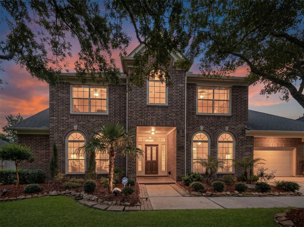 11411 Gladewater Drive, Pearland, TX 77584